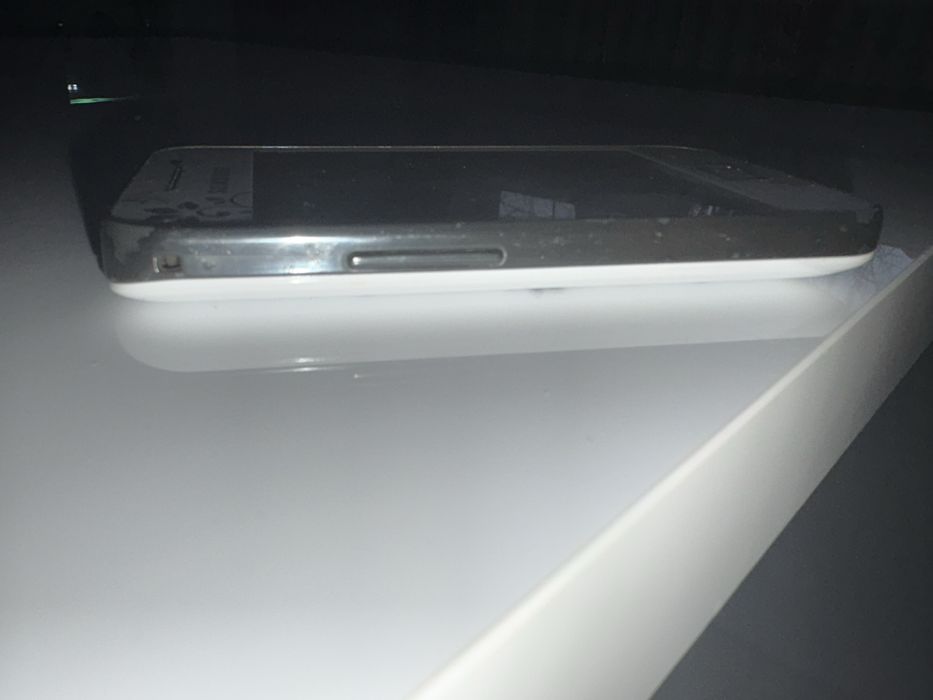 Samsung LaFleur – работещ, запазен, без зарядно