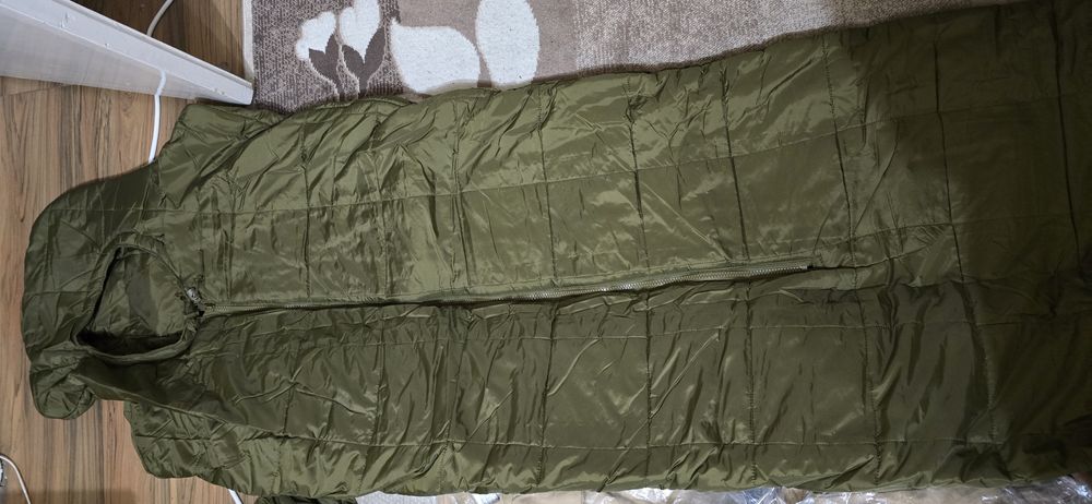 Sac militar de dormit