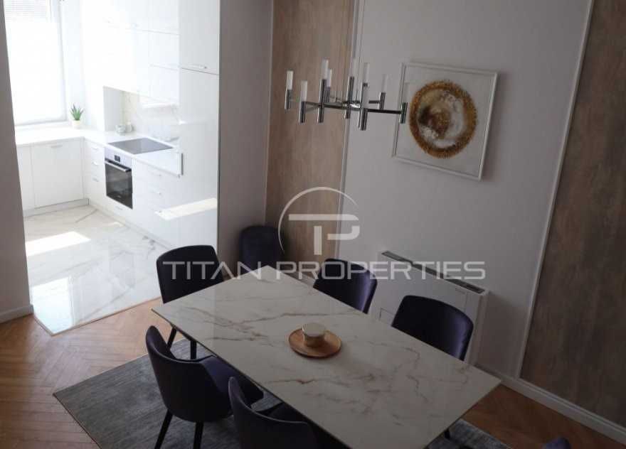 Продава се Къща в Пловдив, Остромила - 388 кв.м за 1225 €/кв.м - Снимка #2