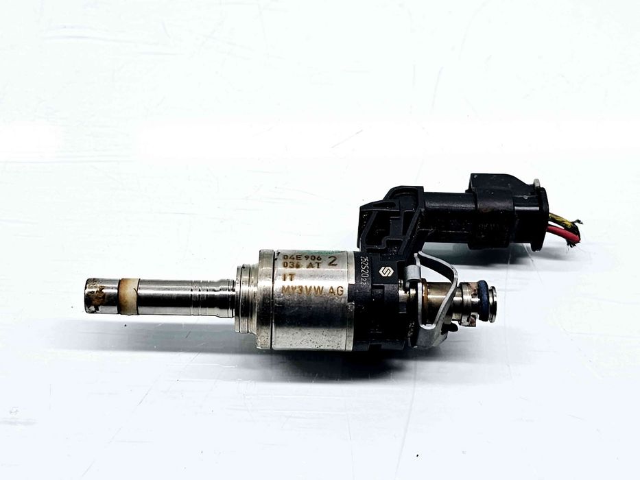 Injector Volkswagen Golf 7 Sportsvan (AM1, AN1) [Fabr 2014-prezent] 04