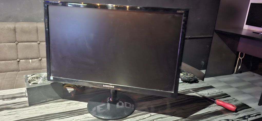 Lg 23' Samsung 23' Monitor Монитор