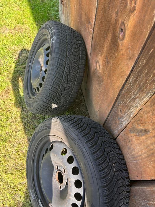 Vând jante de tabla, cu cu cauciucuri de iarna incluse 235/55/17