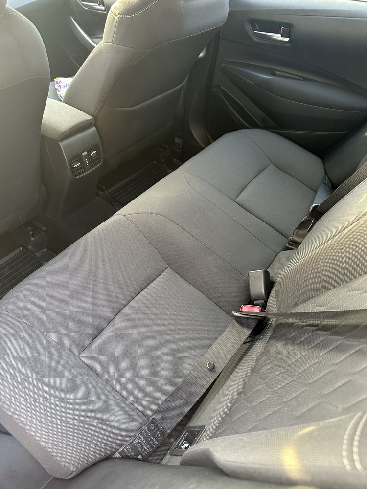 Vand Toyota Corolla Hybrid an 2022