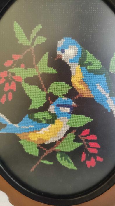 2 гоблена с птиченца -в дървена рамка и антирефлексно стъкло