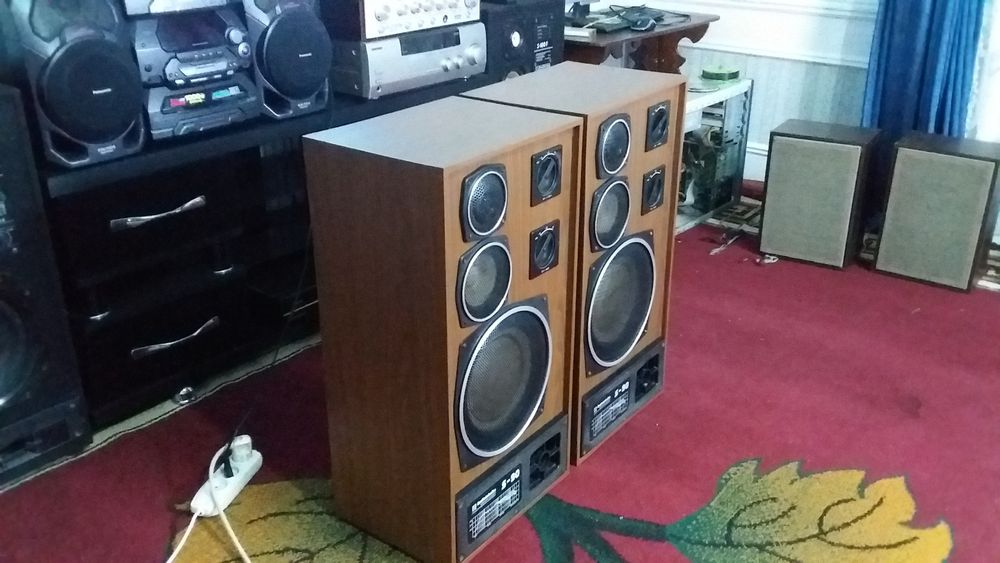 S 90  RADIOTEHNIKA   сотилади