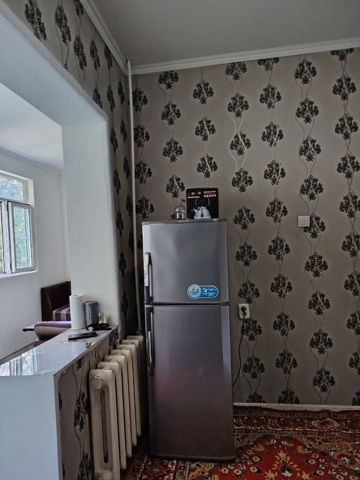 Сдаётся 2 комнатная квартира на Карасу-2 возле 208 школы