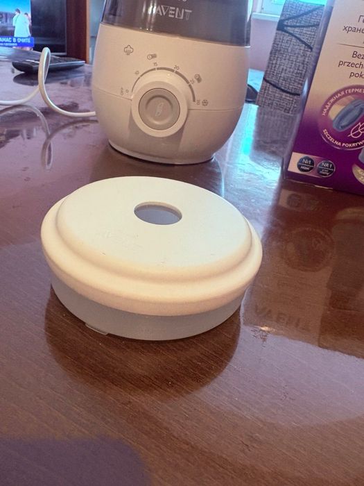 Philips avent 4 in 1 уред за готвене на детска храна на пара