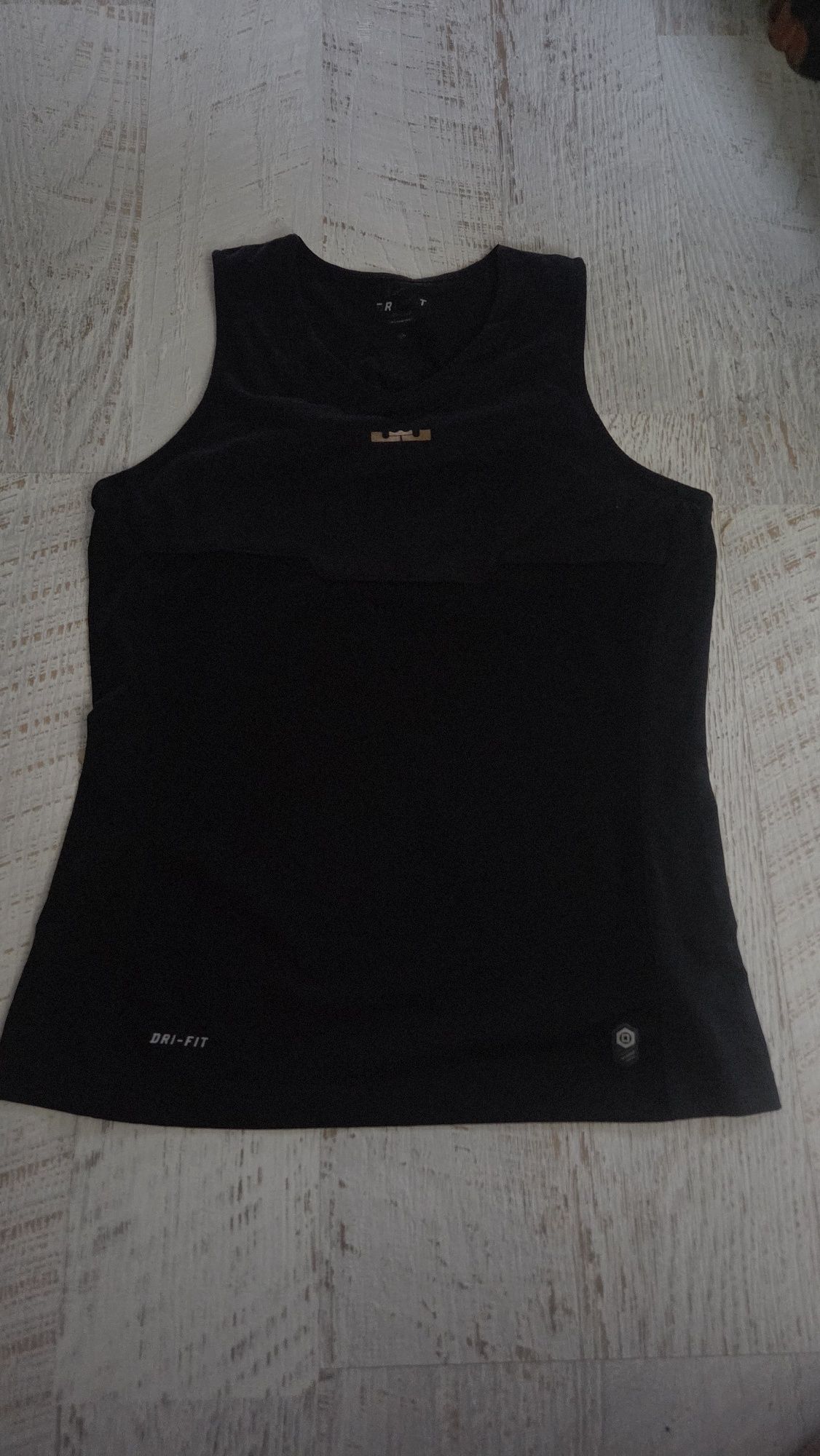 Nike Dri-Fit Lebron James