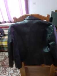 Vânzare haina din piele neagra marca Motereggi Point cred ca este ital