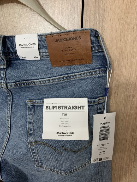 Нови мъжки дънки на JACK & JONES размер 30-34