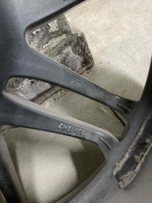 Гуми Pirelli с джанти 255/35/19