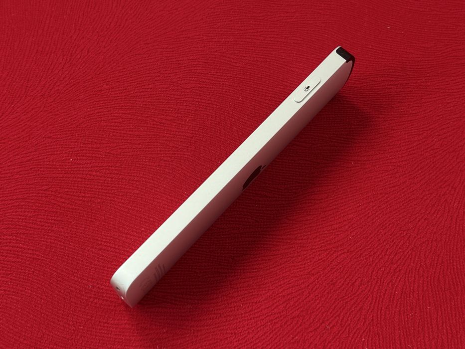 Apple Siri remote - generatia 2
