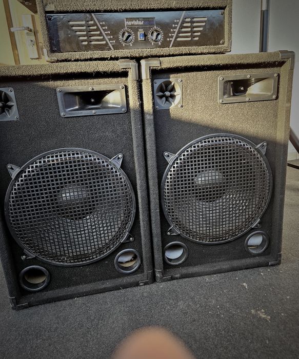 Vând boxe si amplificator cu mixer