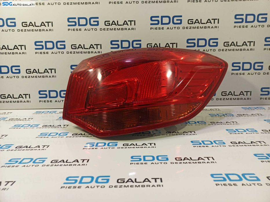 Tripla Lampa Stop Dreapta Aripa Caroserie Opel Astra J Caravan Combi Break 2009 - 2016 Cod 13282243 [L1799]