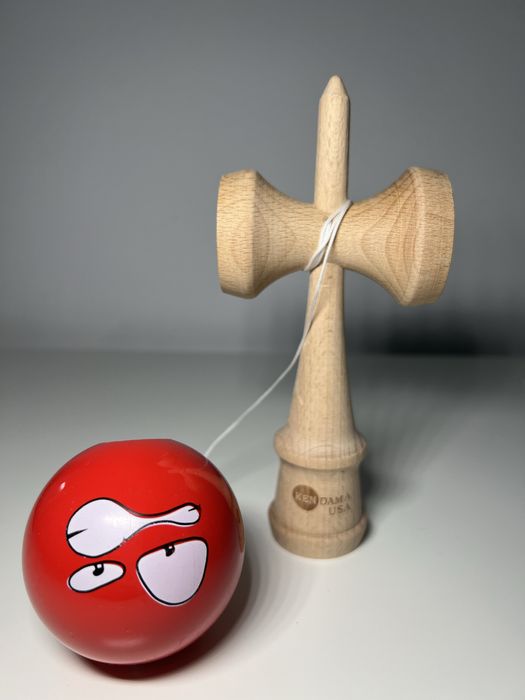 Kendama USA - Bila Lucioasa (NOUĂ)