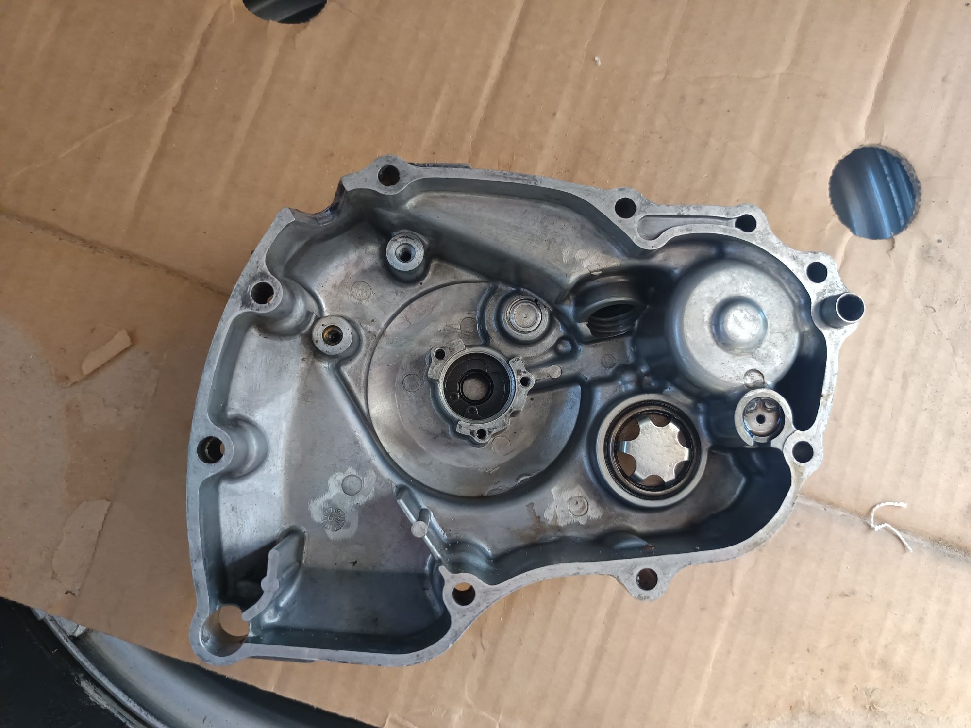 Комплект пластмаси и капак статор за CRF 450 R 2007