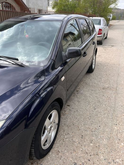 Vând Ford Focus 1.6 diesel, 2005
