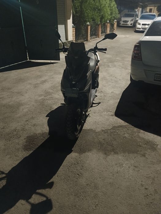 Продается скутер 150 куб