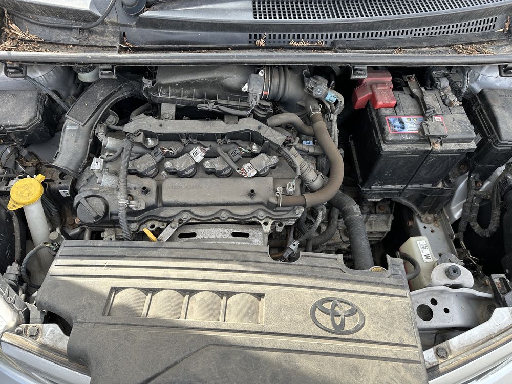 Toyota Yaris 1.33 vvti 99 кс 2011г На Части!