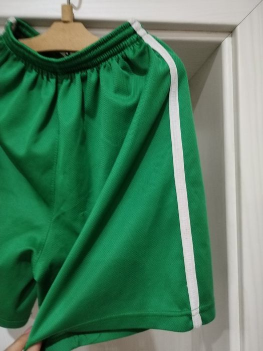 Детски футболен комплект Берое