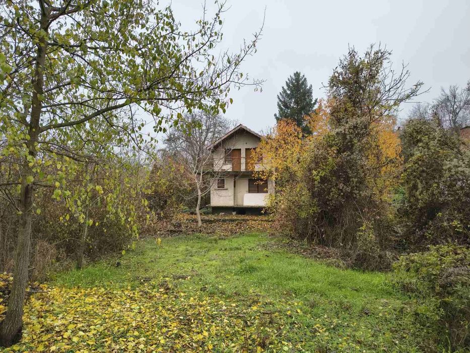 Продава се вила във вилната зона на гр. Свищов