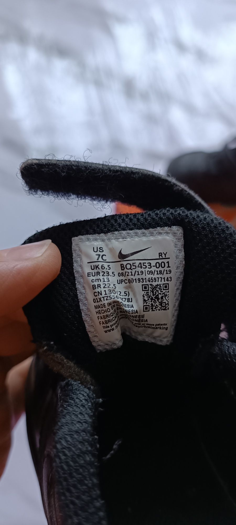Продам крассовки Nike original