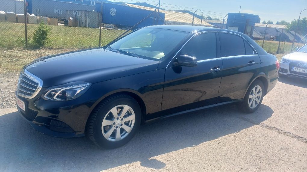 Vând mercedes e clase