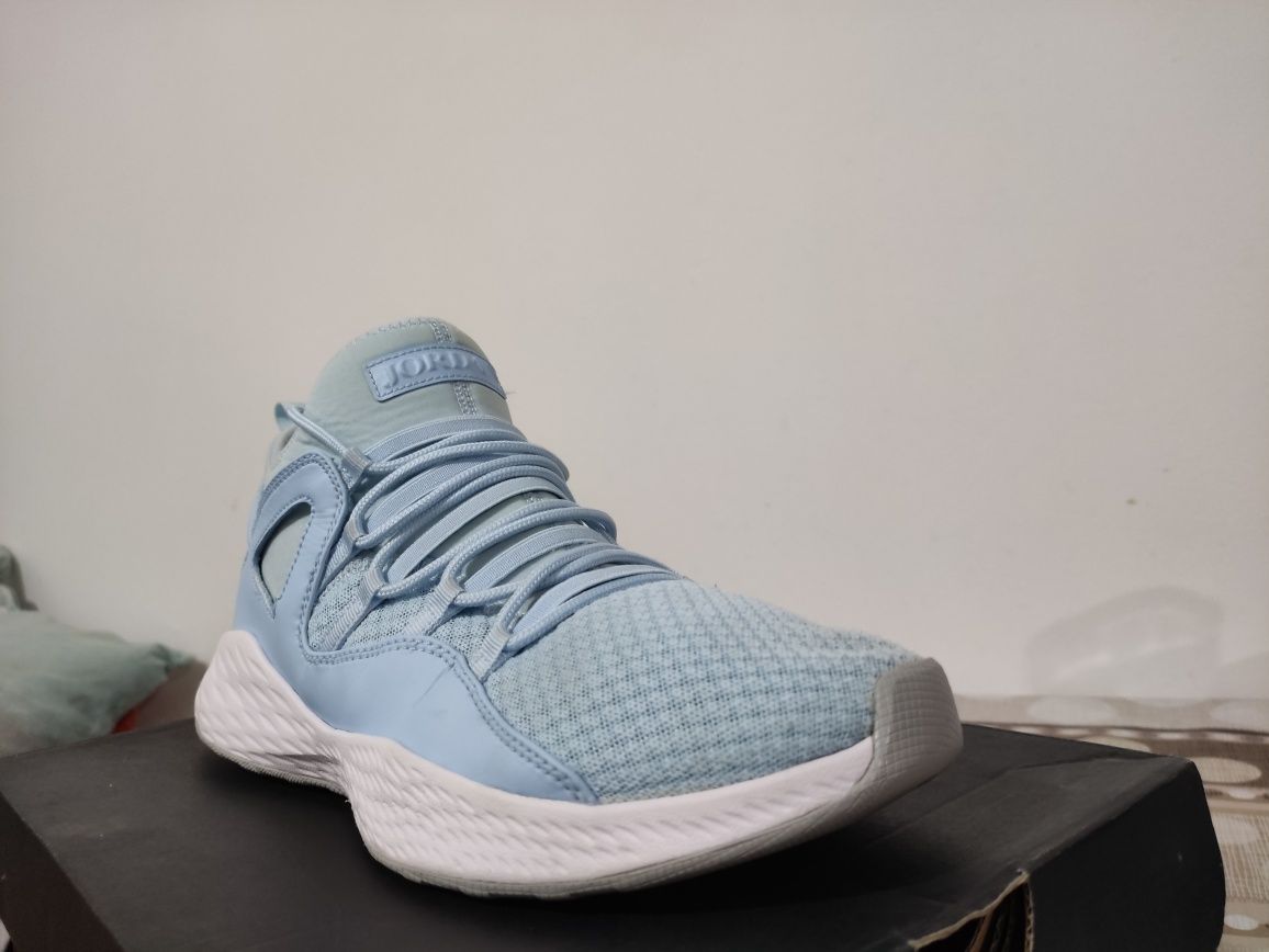 Jordan Formula 23 Ice Blue