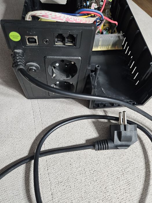 Ups Larice Micro 650