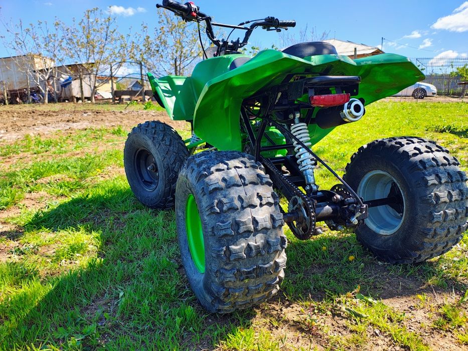 Vând ATV 125 manual , roți pe 8 inch