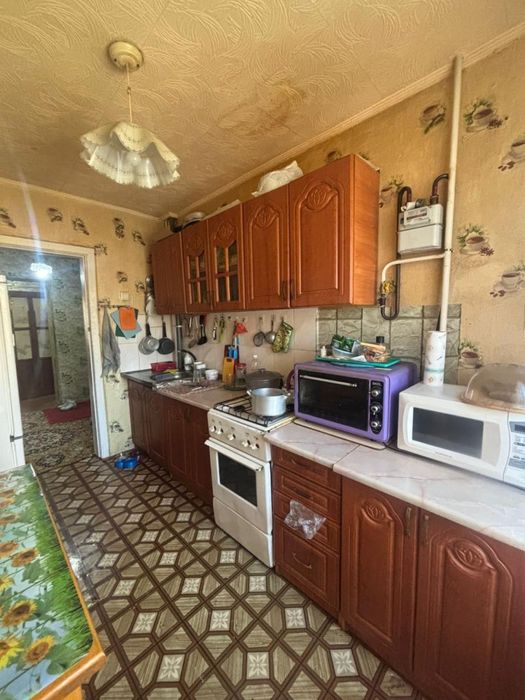 Продам 4 комн.кв.новой план.Азия