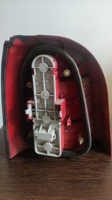 Lampa Stop Dreapta Spate Audi A4 B5 Avant (1994-2001)