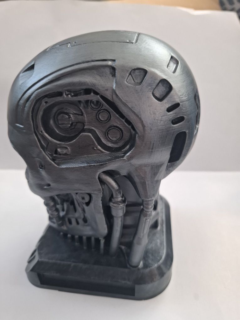 Декоративен череп фигура  на Терминатор T-800 – 3D отпечатана статуя о