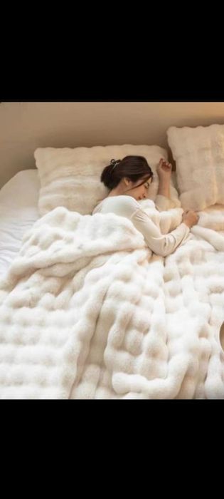 Продам меховые пледы- акция,