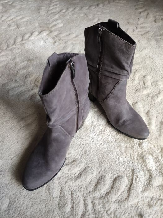 Tamaris кожени боти