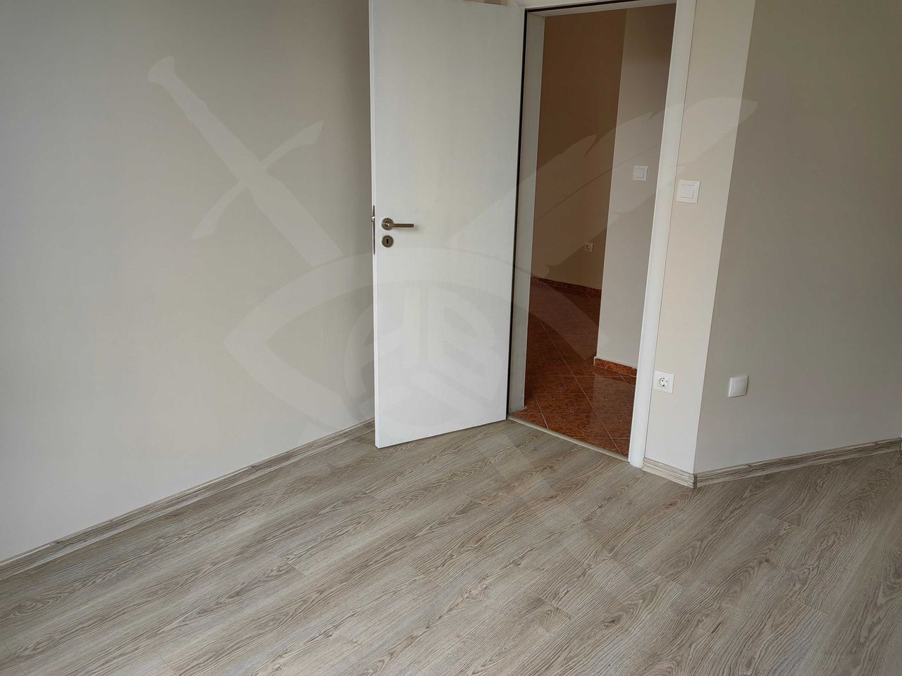 Продава се Двустаен апартамент в к.к. Слънчев бряг - 60 кв.м за 984 €/кв.м - Снимка #2