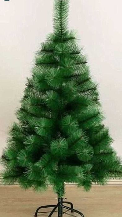 Елка искусственная, 1,5 метра Россия