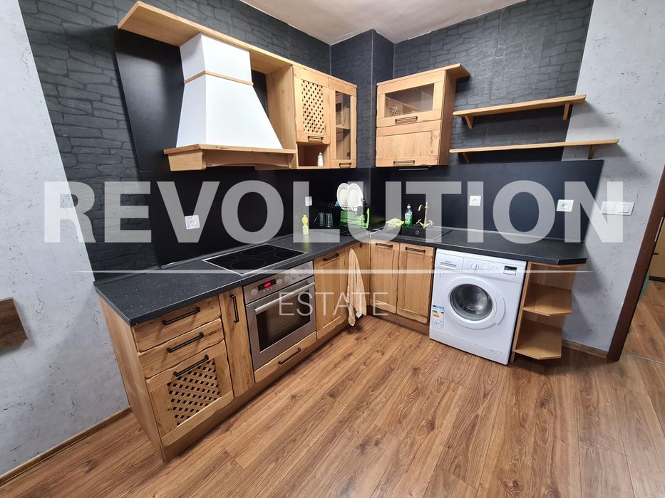 Дава се под наем Двустаен апартамент в Пловдив, Тракия - 65 кв.м за 409 € - Снимка #1