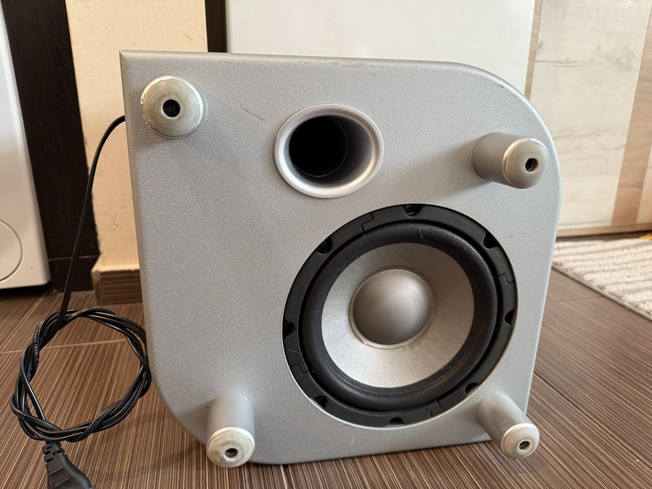 Infinity SUB-500 8” Subwoofer