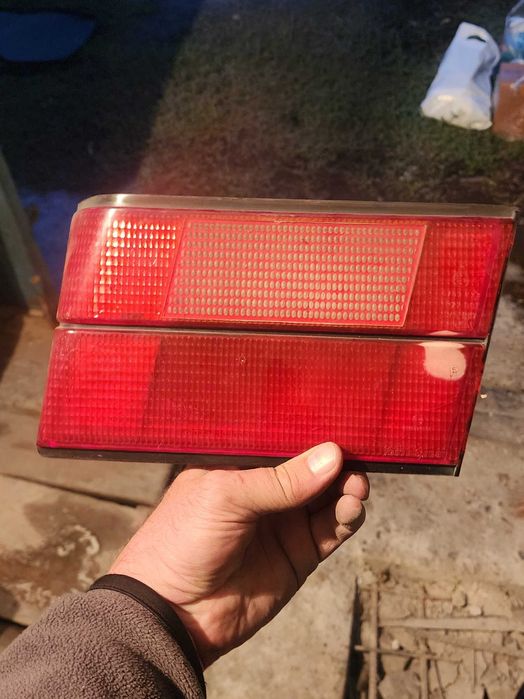 Задний фонарь багажника BMW e34