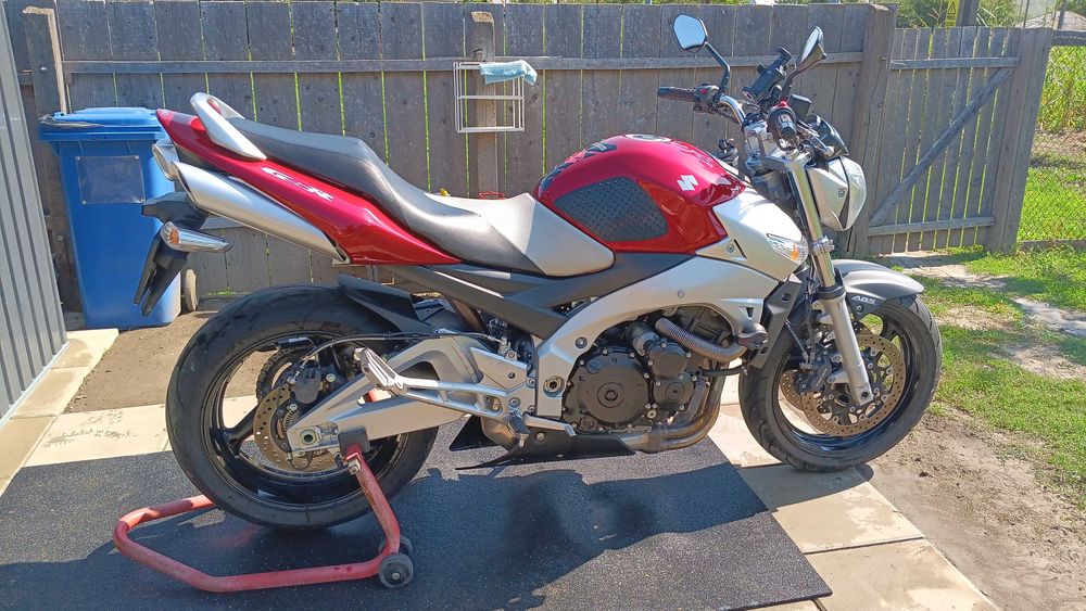 Suzuki GSR 600 ABS
