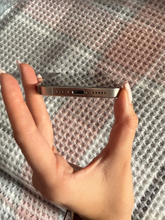 Iphone 15 pro 128 gb