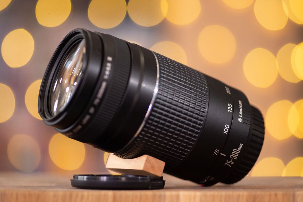 Canon 75-300mm f/4-5.6 III EF обектив Канон