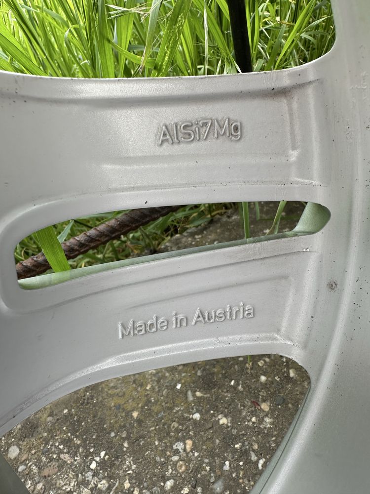 Audi a4 b9 Оригинални Джанти 17 цола 5х112