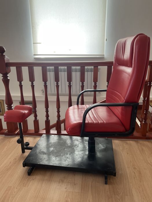 Кресло педикюрное