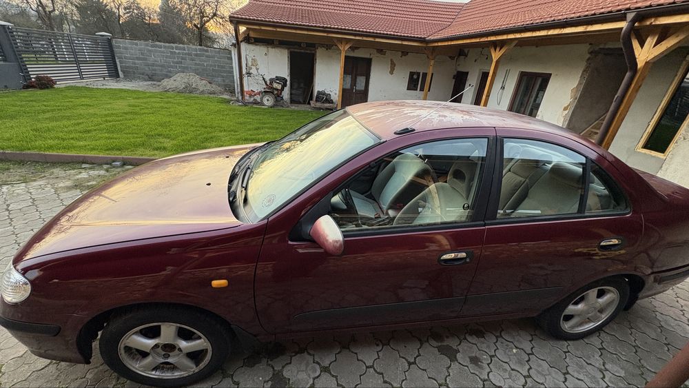 Nissan Almera 1.8 benzina 2000
