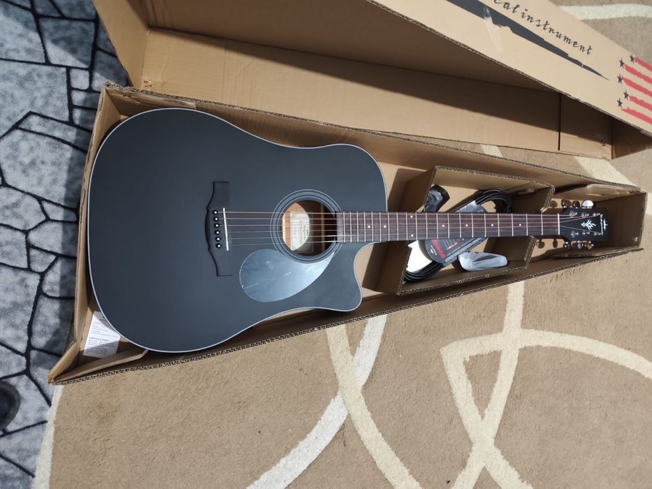 Продам гитару в идеальном состоянии