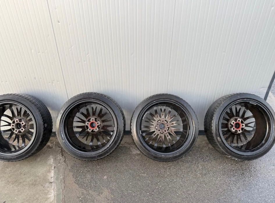 Модел на джантата: Tomason
Размер на джантата: 18 
ET (офсет):30