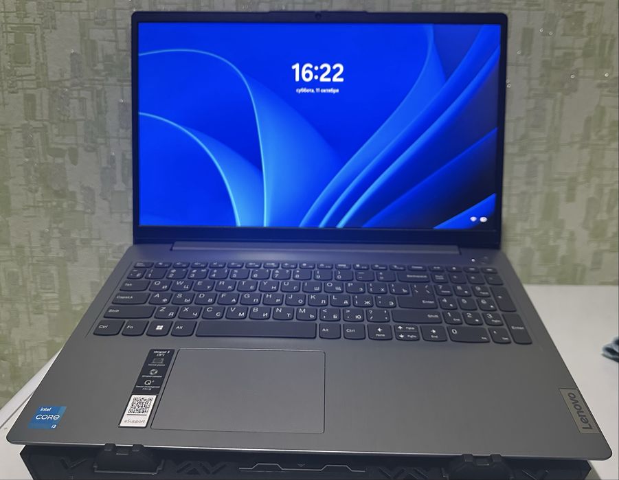 Продам Ноутбук Lenovo IdeaPad 3, почти новый!