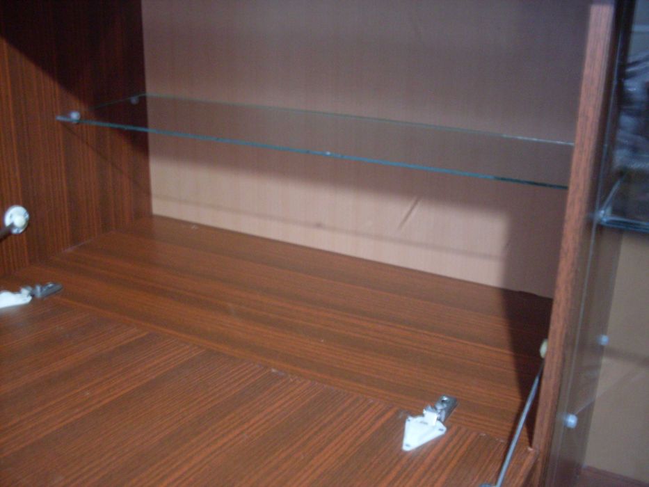 Холна секция- библиотека.